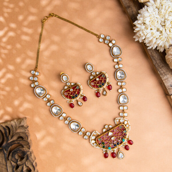 Kundan Maroon Splendor Necklace Set - Image 3