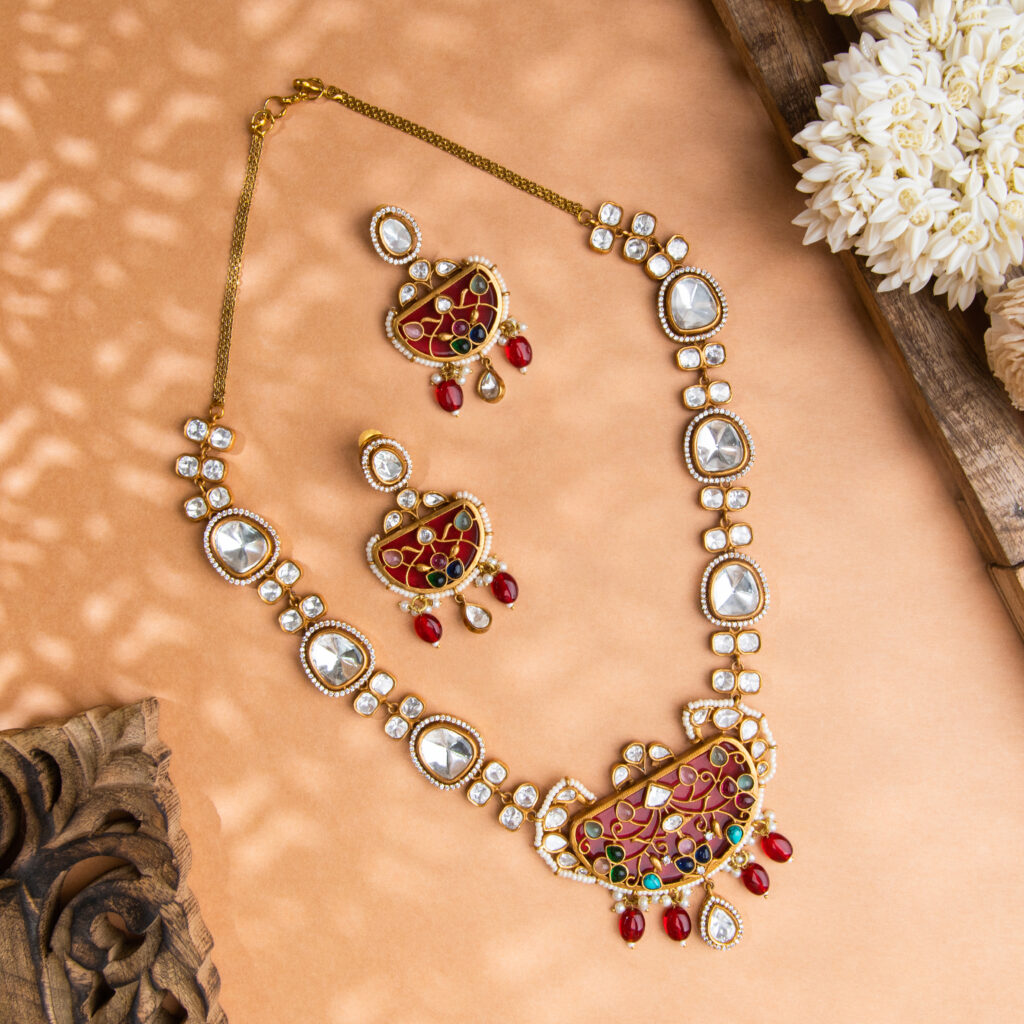 Kundan Maroon Splendor Necklace Set - Image 2