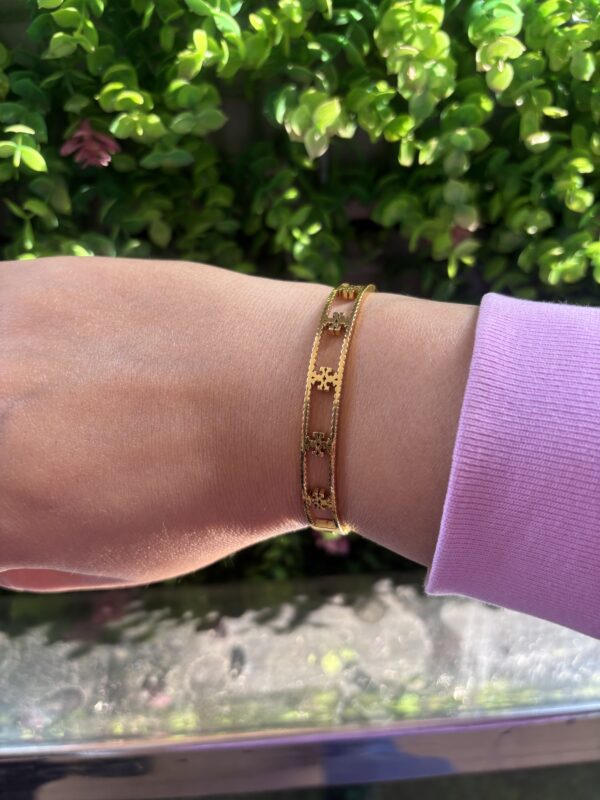 Blooming Lines Anti Tarnish Bracelet