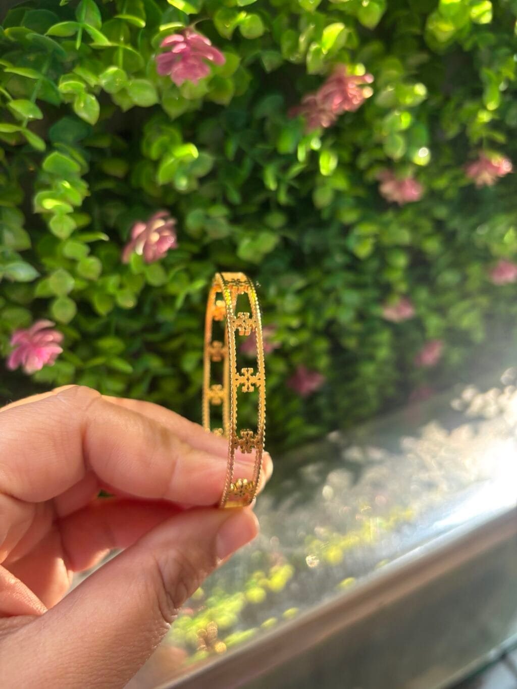 Blooming Lines Anti Tarnish Bracelet - Image 2