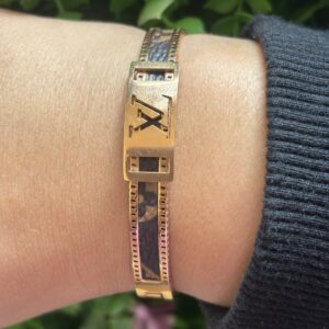 Chic Emblem Anti Tarnish Bracelet