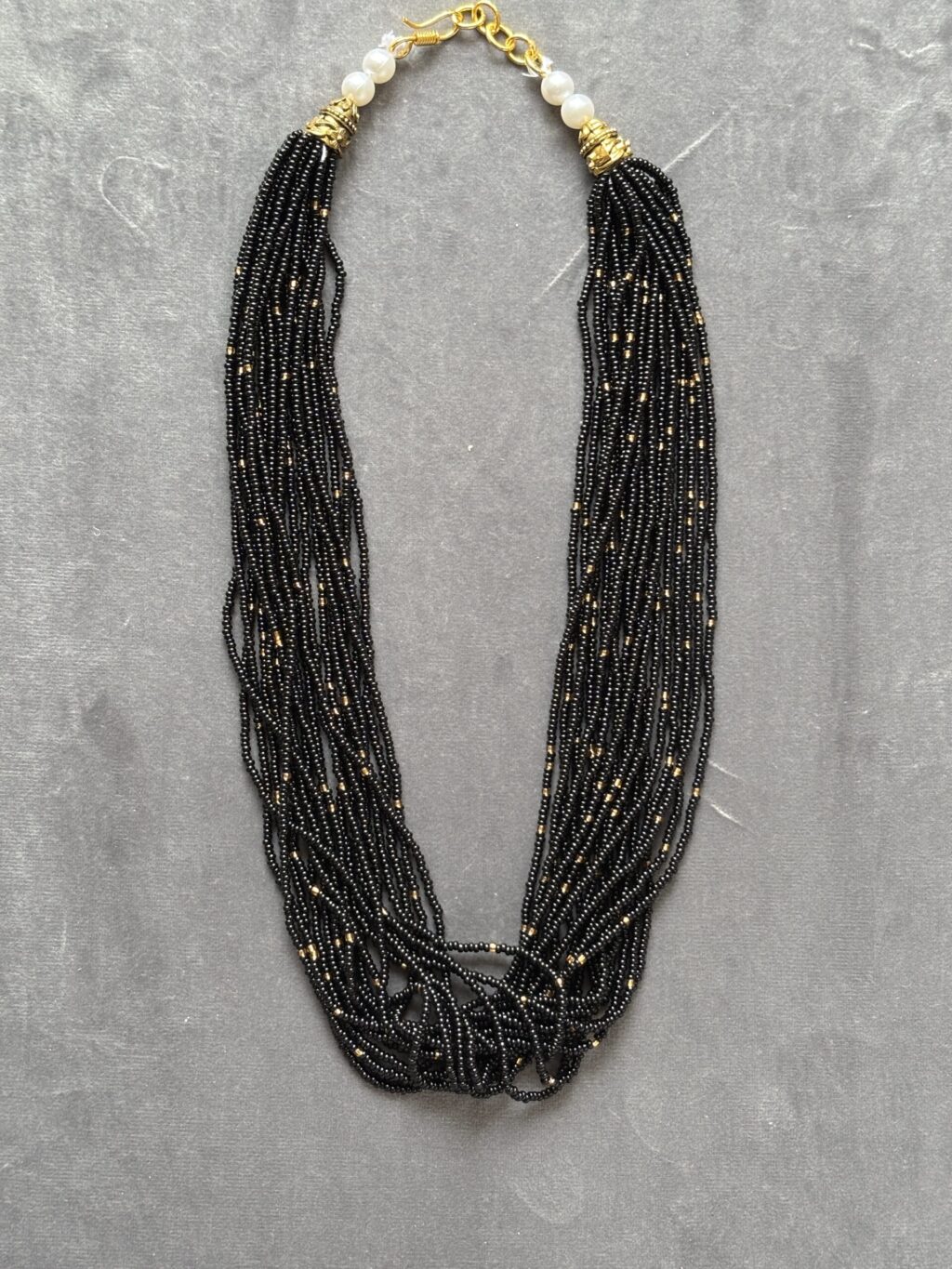 Midnight Tassle (black)