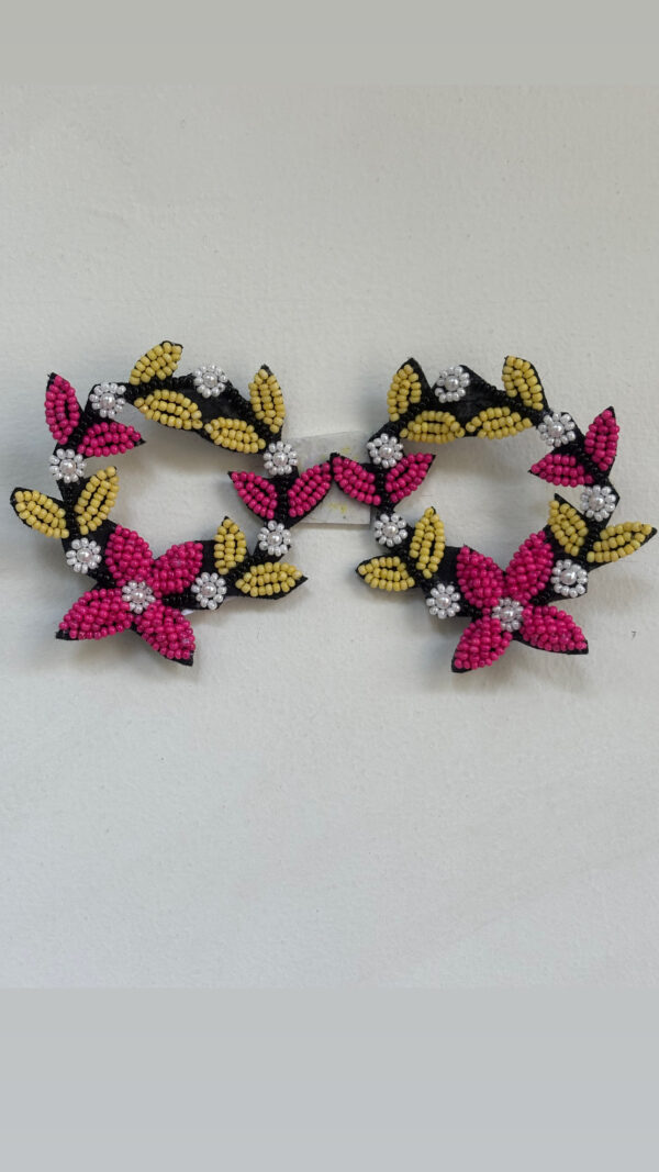 Rosy Garland - pink