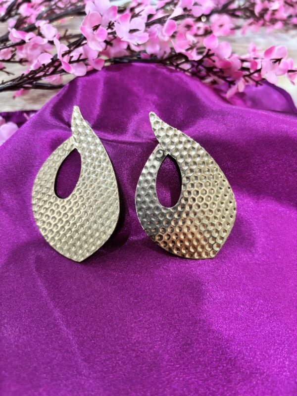 Golden Palm Drops - Image 2