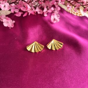 Textured Golden Shell Anti Tarnish Studs