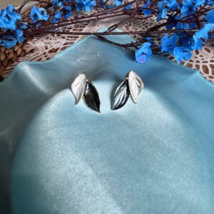 Leaf Glint Mini Earrings