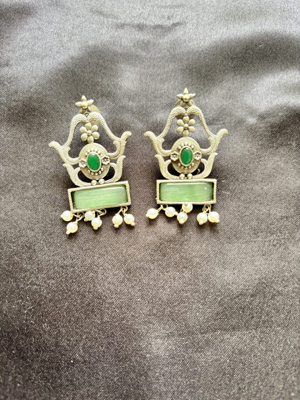 Gauri Temple Charm – Mint