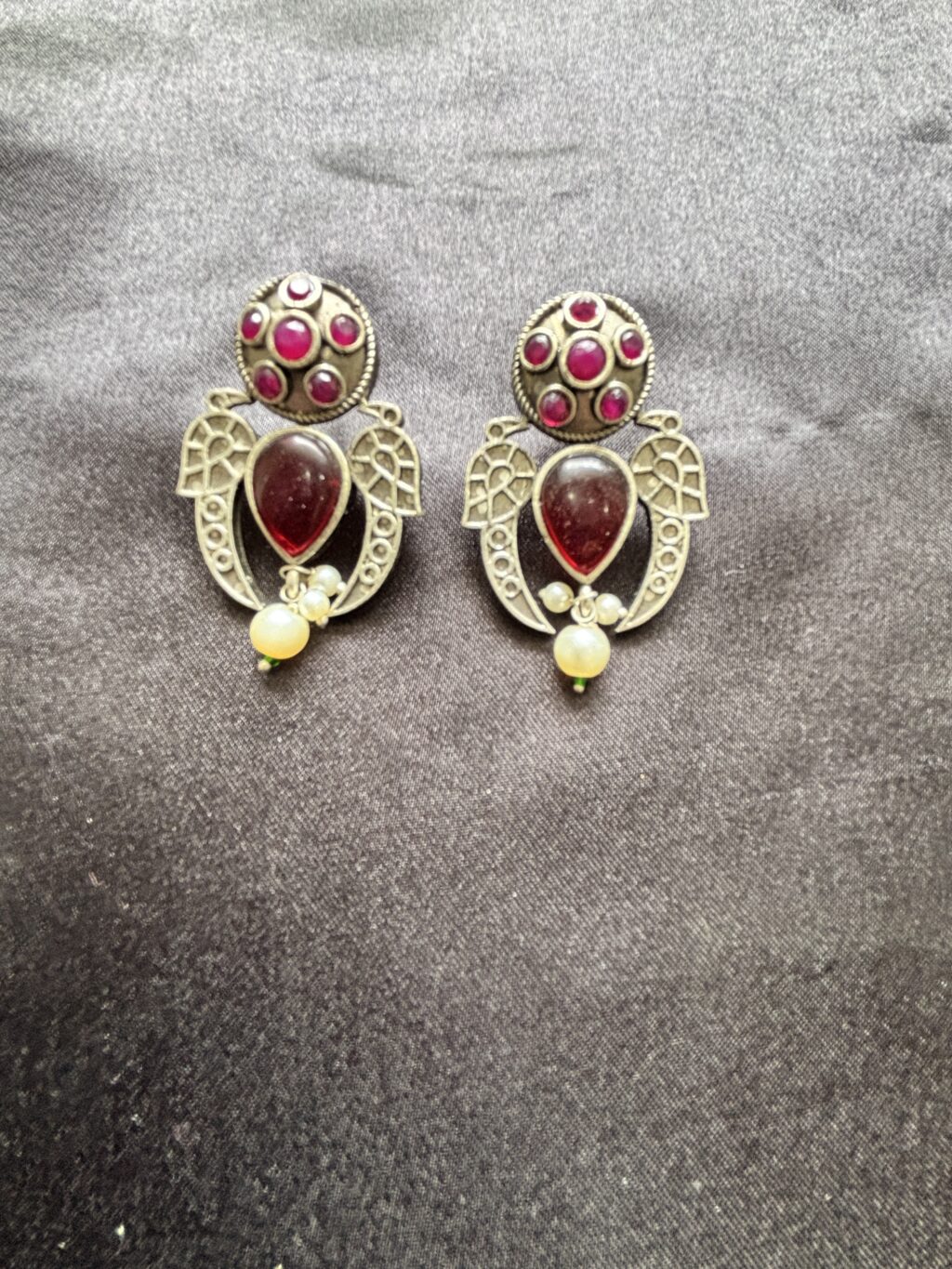 Elina Ruby Leaf Drops