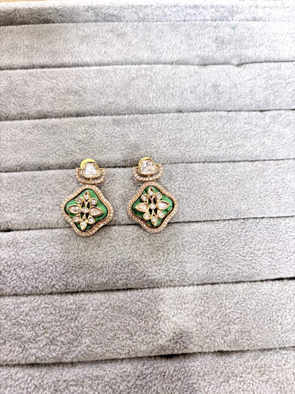 Riya Emerald Floral Studs - Image 2