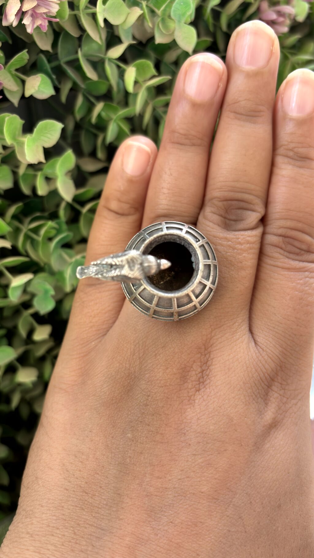 Thirsty Crow Oxidised Ring - Image 4