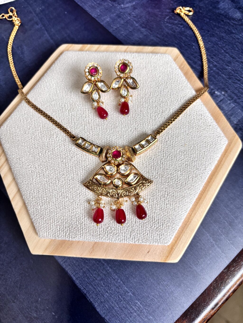 Ruby Kundan Classic Necklace Set - Image 3