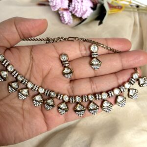 Saanvi Victorian Moissanite Necklace Set