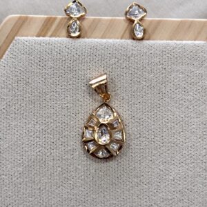 Eesha Tiny Moissanite Gold Pendant Set